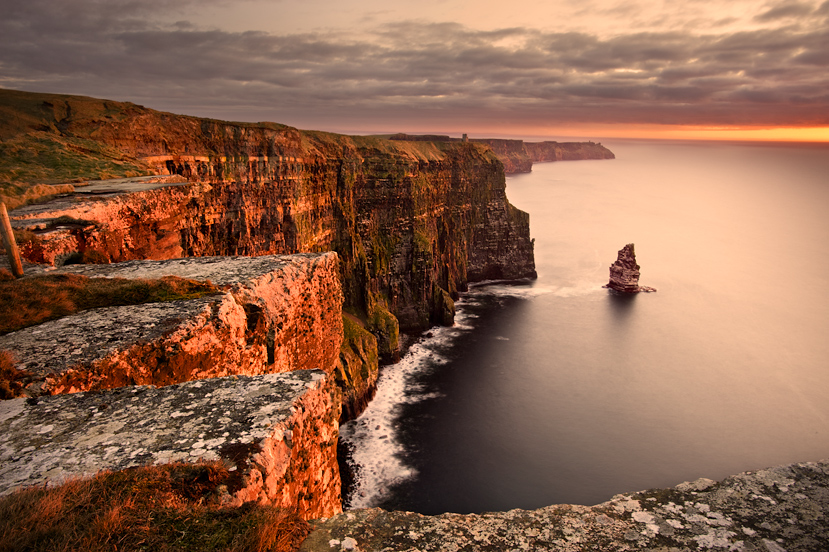 ˵: http://www.emerald-vision.com/wp-content/uploads/cliffs_of_moher_pictures1.jpg